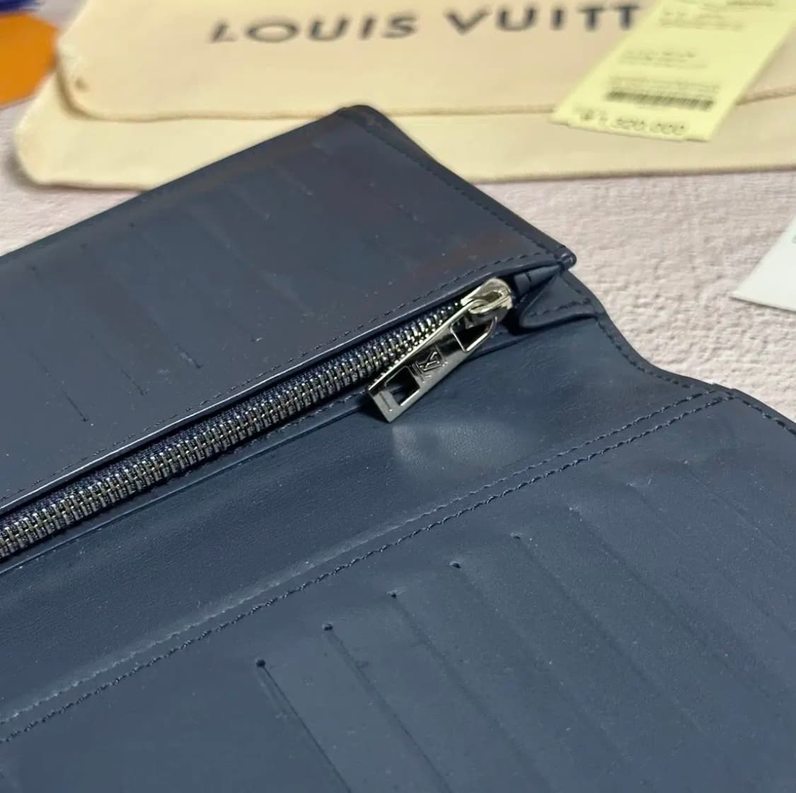 [풀구성] 루이비통 에어로그램 브라짜 월릿 장지갑 상품이미지4