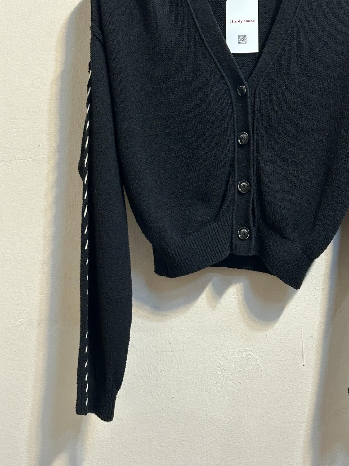 마뗑킴 사이드 스티치 크롭 가디건 상품이미지4