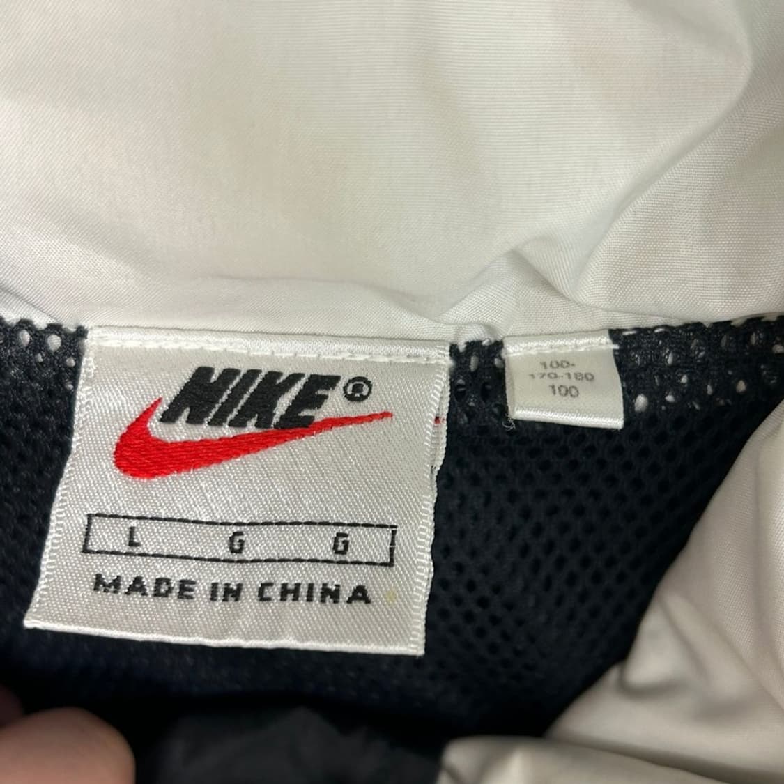 NIKE 올드스쿨 90ss 빅로고 바람막이 100 상품이미지6