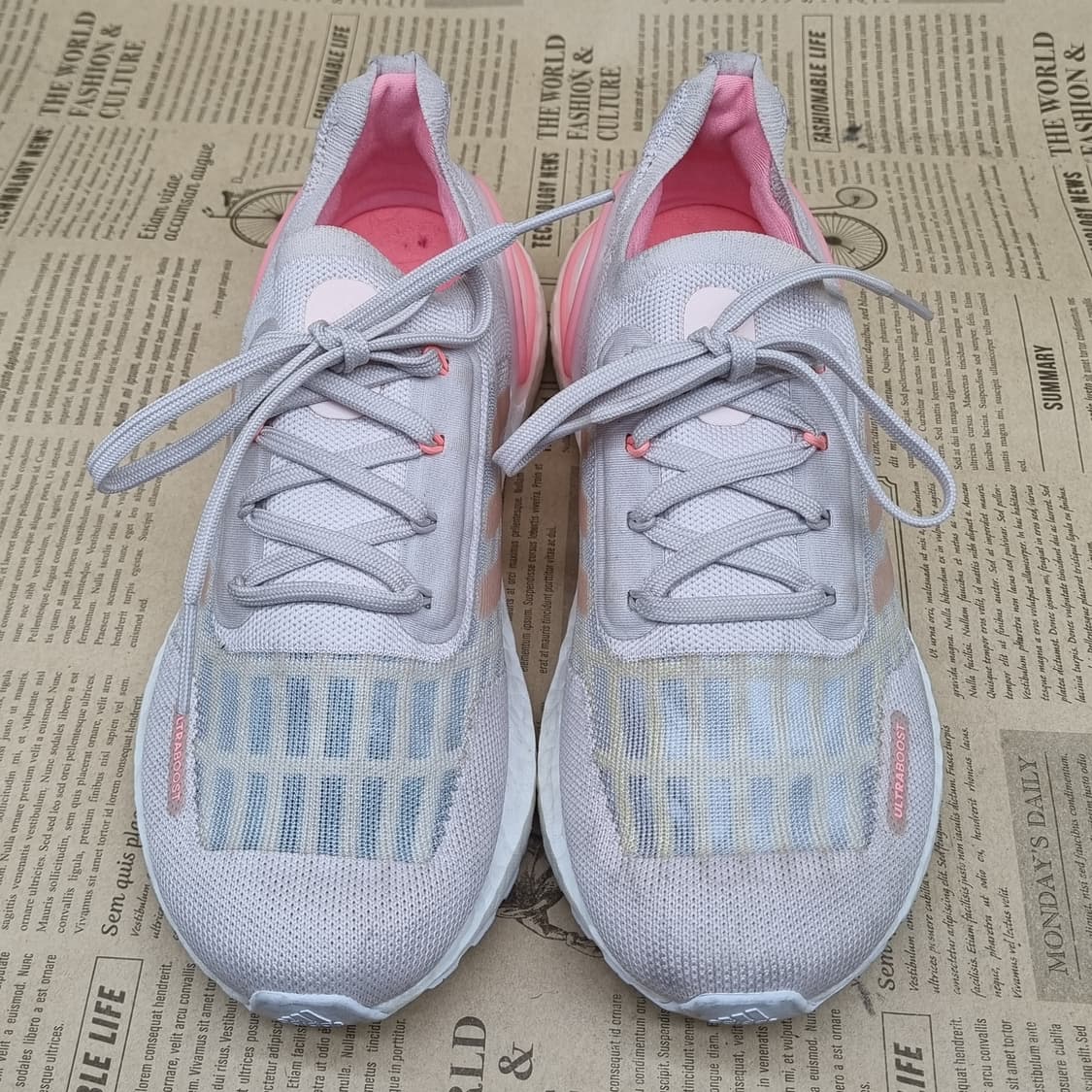 아디다스 울트라부스트 여성런닝화225 상품이미지2