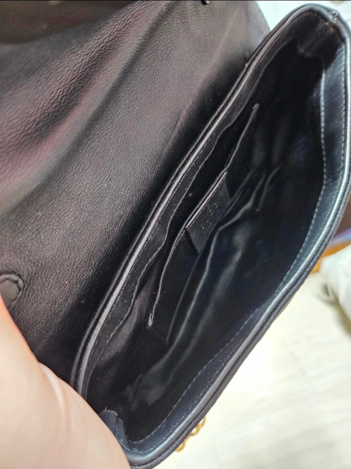 정품) 구찌 블랙 하트 체인 미니 클러치겸 토트백 판매합니다 상품이미지5