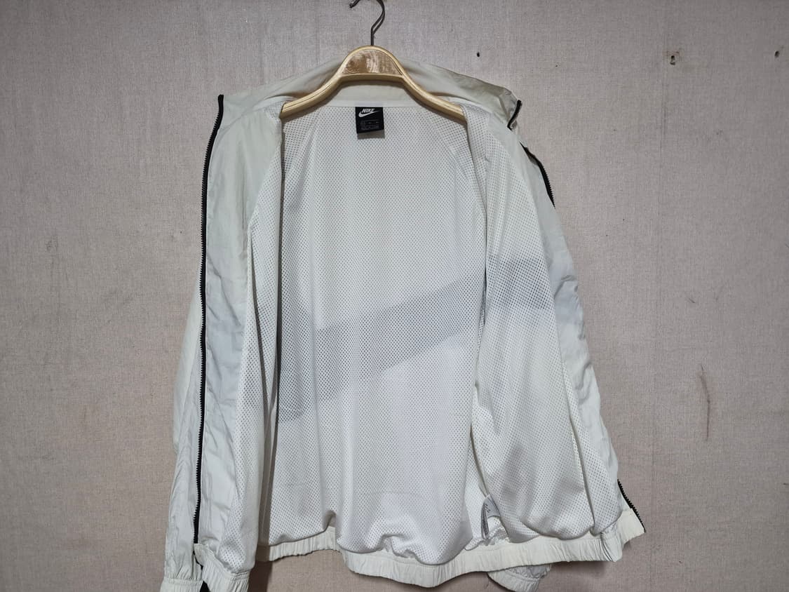 나이키 빅시우스 바람막이( XL) 상품이미지6