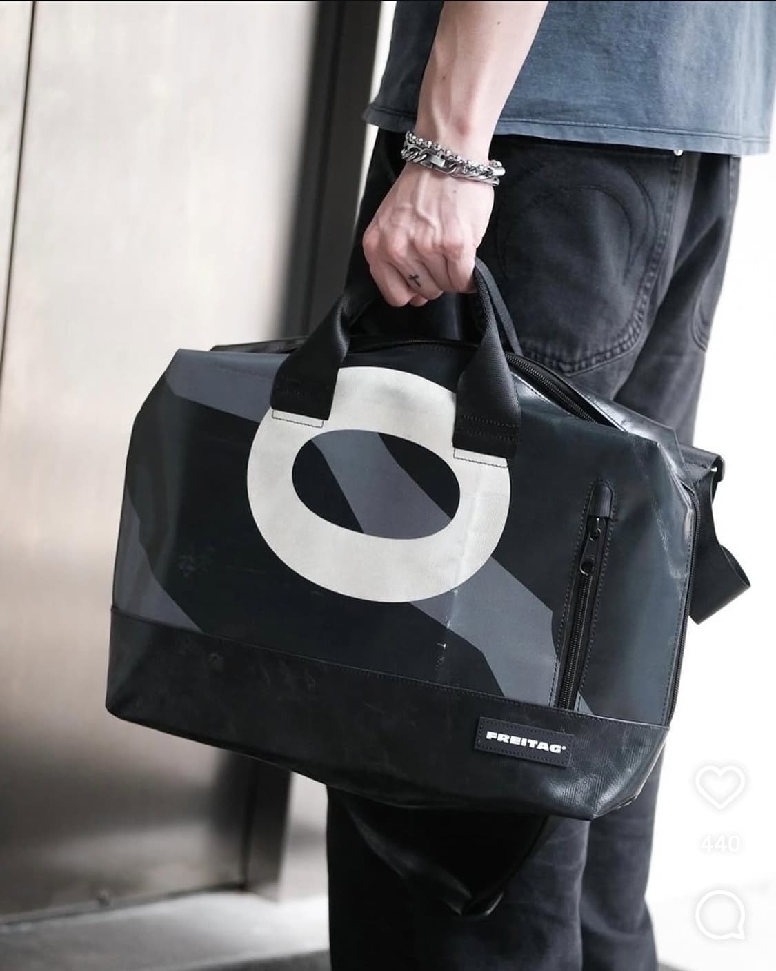 프라이탁 로이 올블랙 올검 블랙 상품이미지8