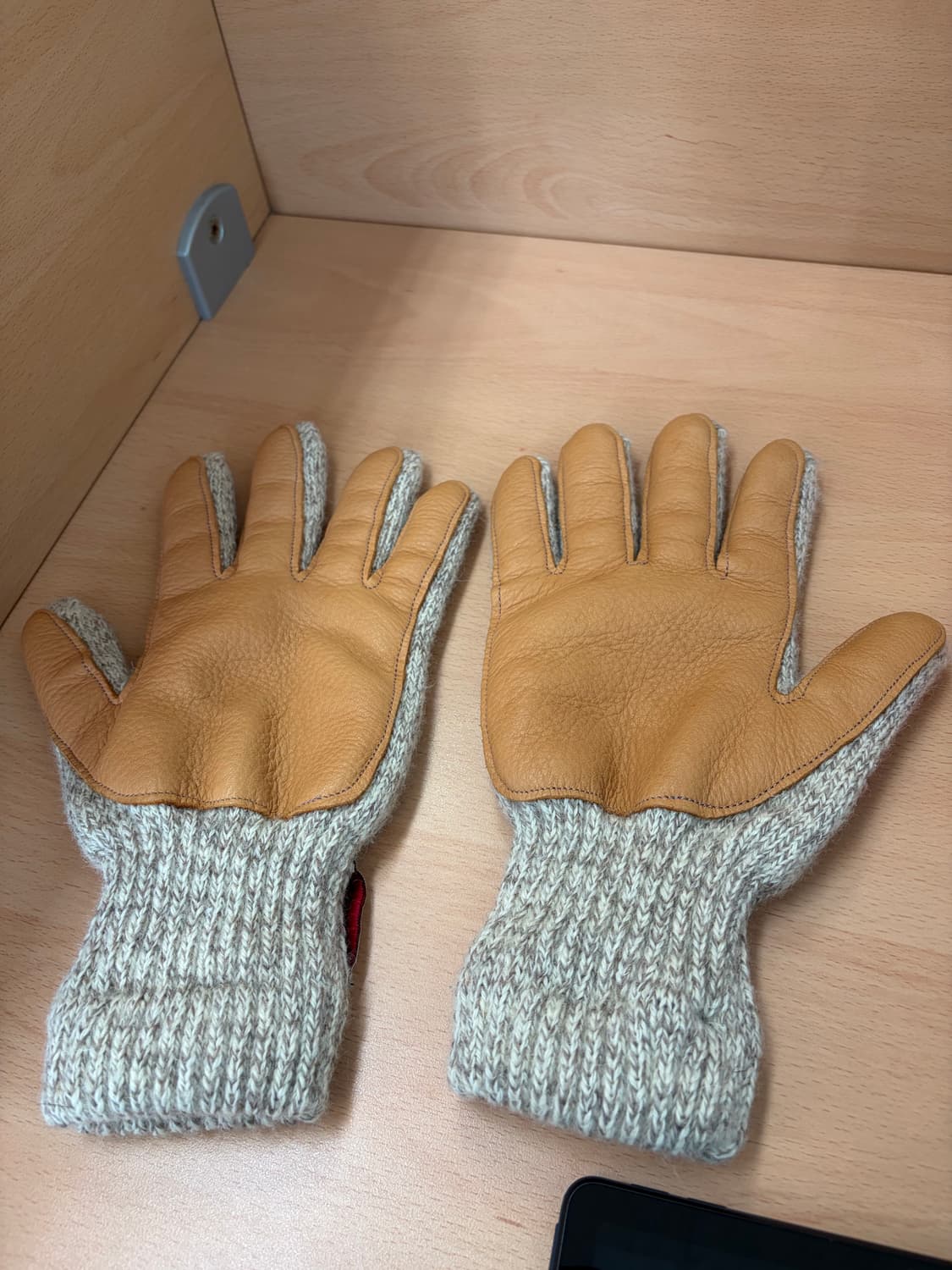 뉴베리니팅 사슴가죽 장갑 오트밀 ml 상품이미지2