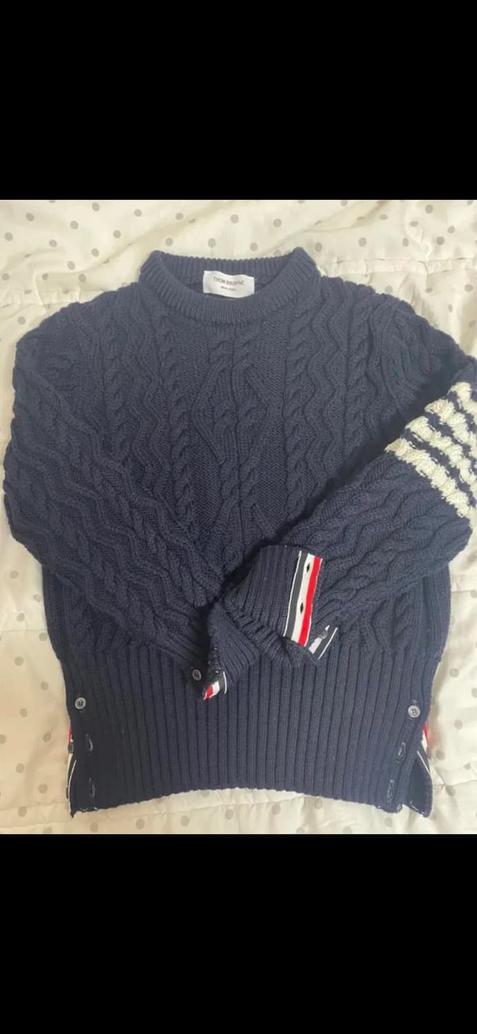 [새상품급] 톰브라운 아란 케이블 니트 가디건 상품이미지1