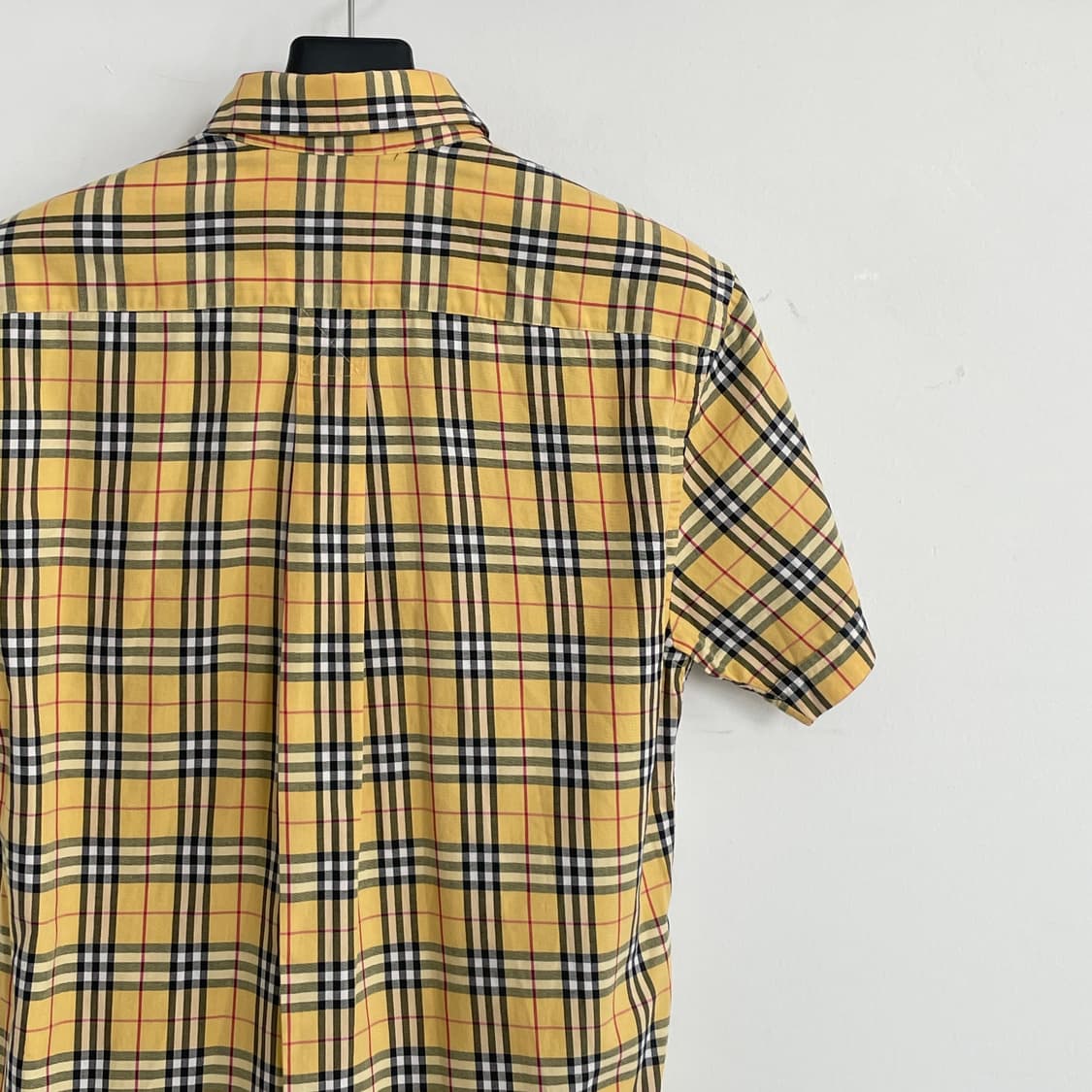 버버리 런던 공용 S,95,66 옐로우 노바체크 반팔 셔츠 상품이미지5