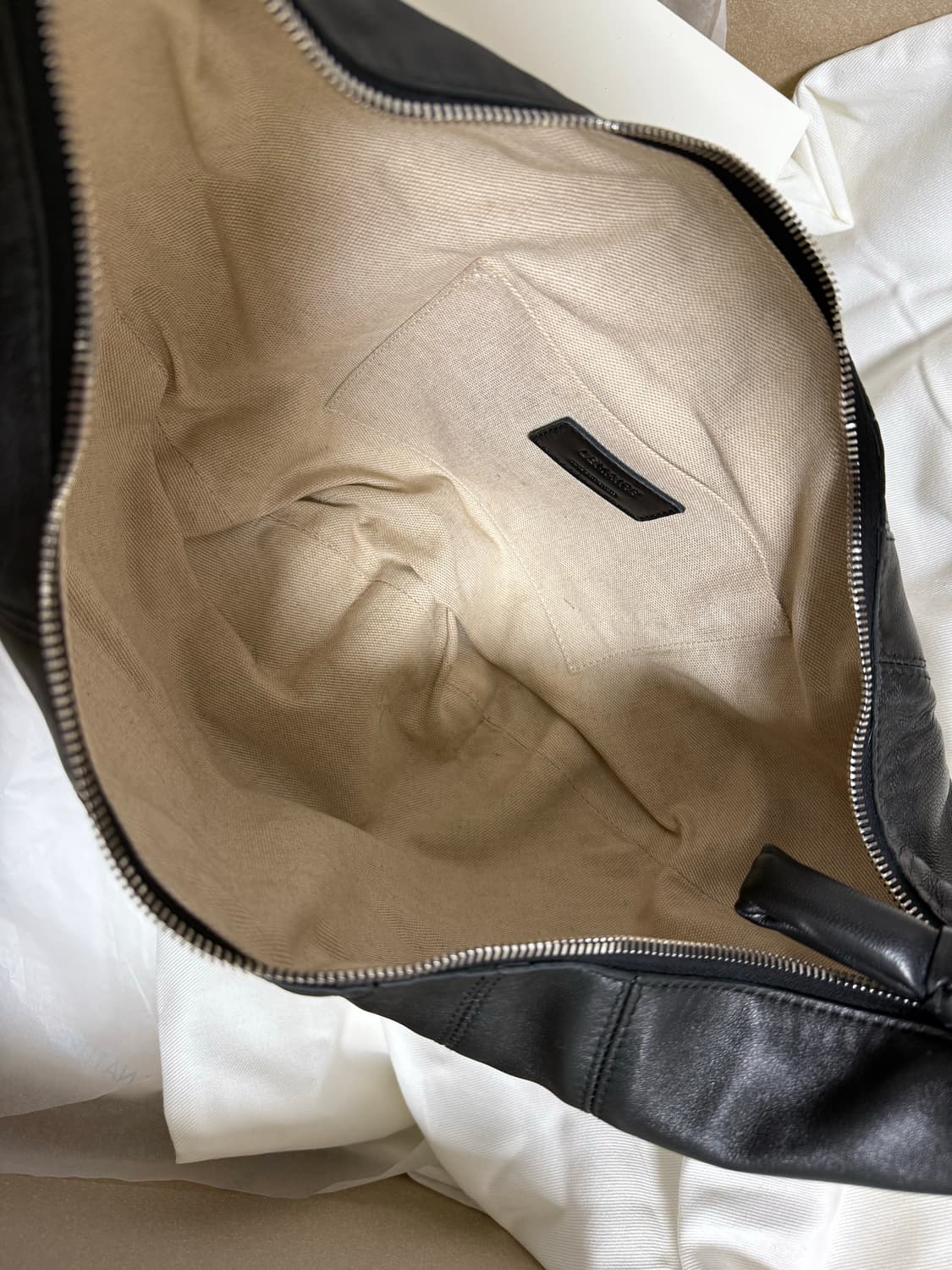 르메르 포춘백 나파레더 라지 사이즈 블랙 상품이미지8