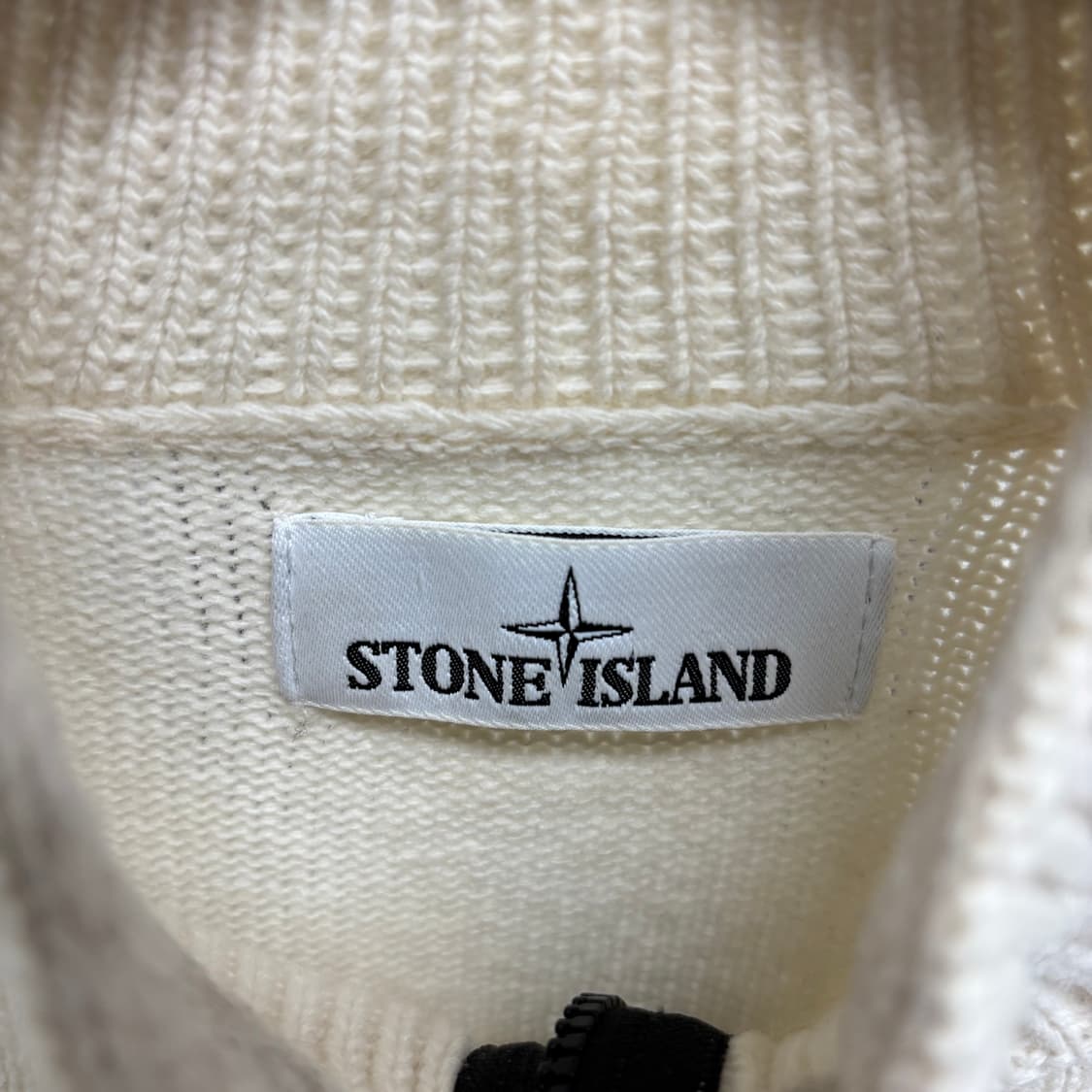 [M]스톤아일랜드 반집업 니트 상품이미지3