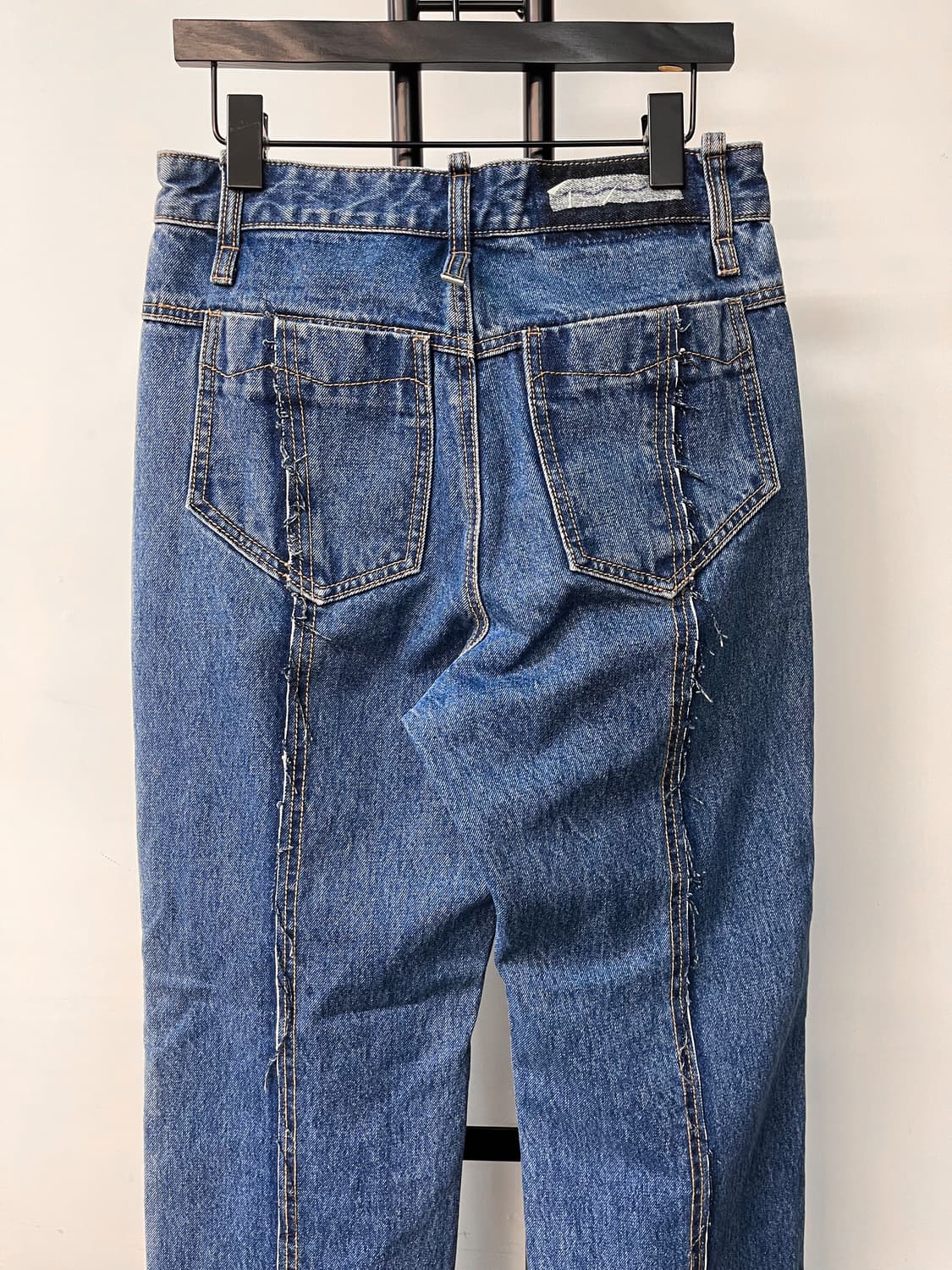 아더에러 20f/w 로아 진스 상품이미지6