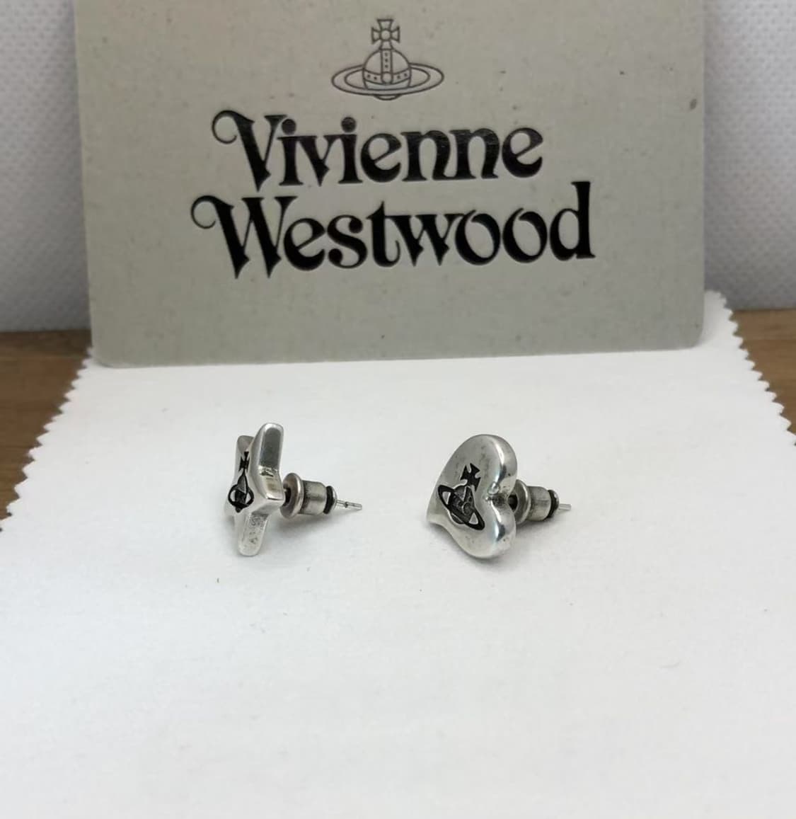 비비안웨스트우드 아카이브 하트스타 귀걸이 상품이미지2