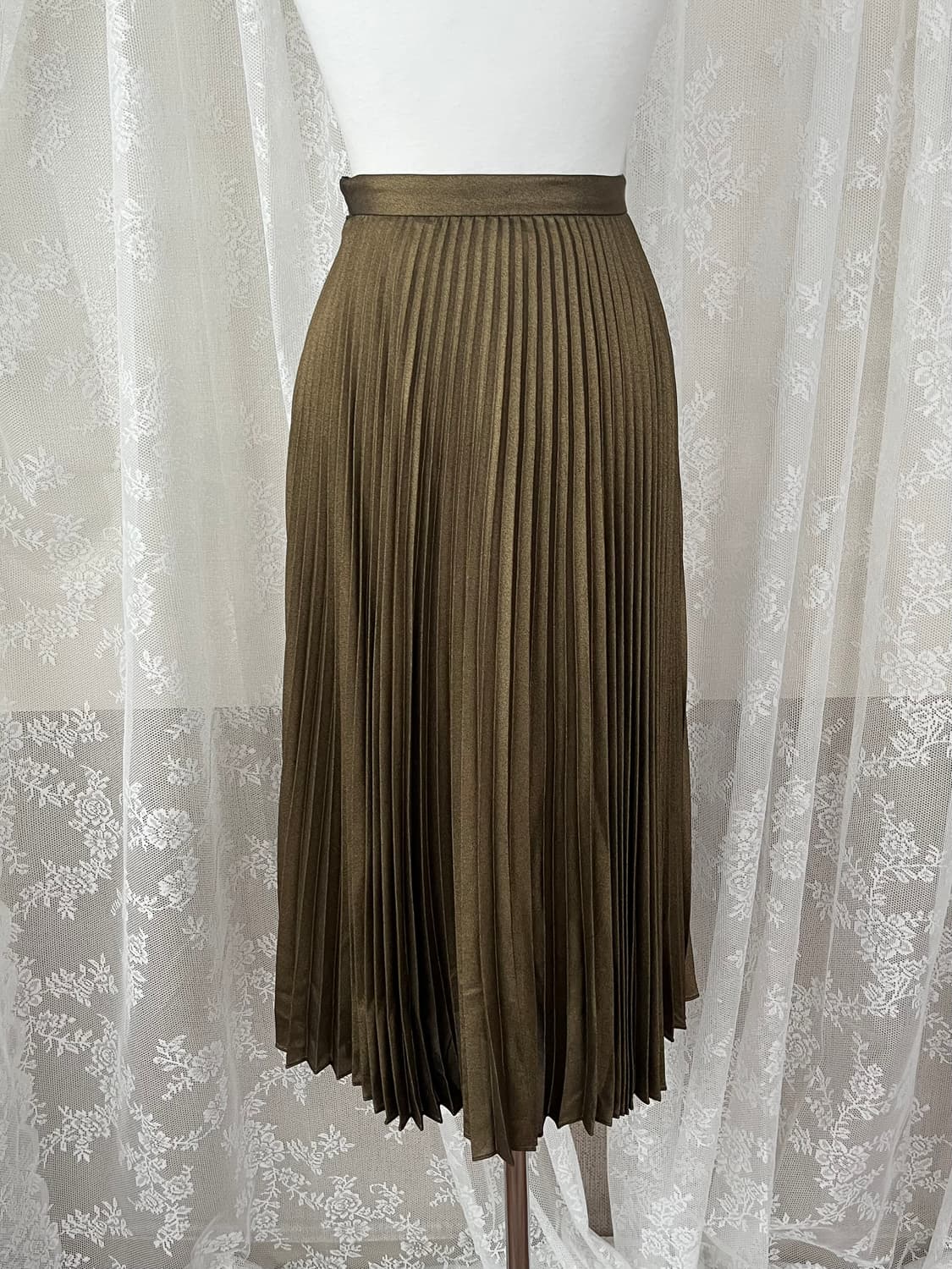 XS) 클럽모나코 플리츠 롱 스커트 골드 상품이미지1