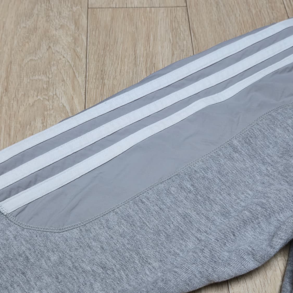 L) 아디다스 그레이 파가이안 삼선 후드집업 상품이미지4