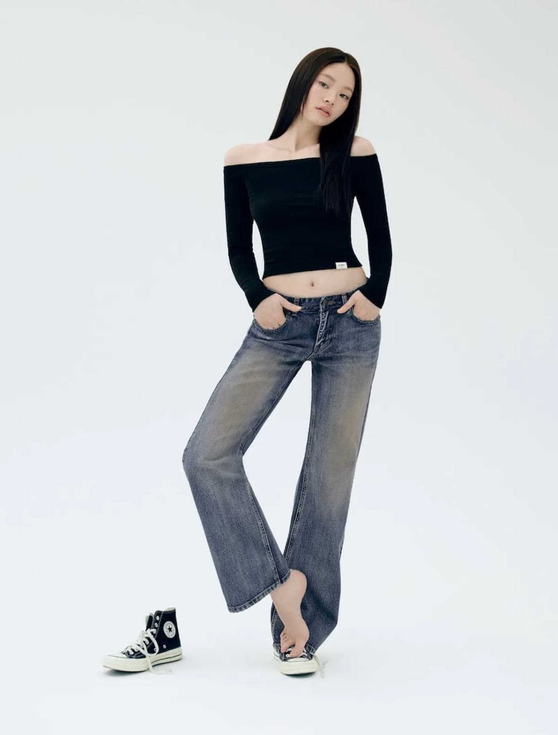 글로니 G OFF SHOULDER LONG SLEEVE 티셔츠 (블랙 / 상품이미지2