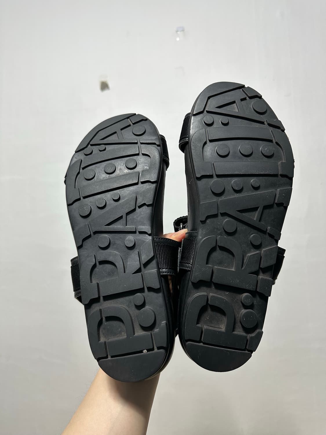 프라다 스포츠 샌들 상품이미지6