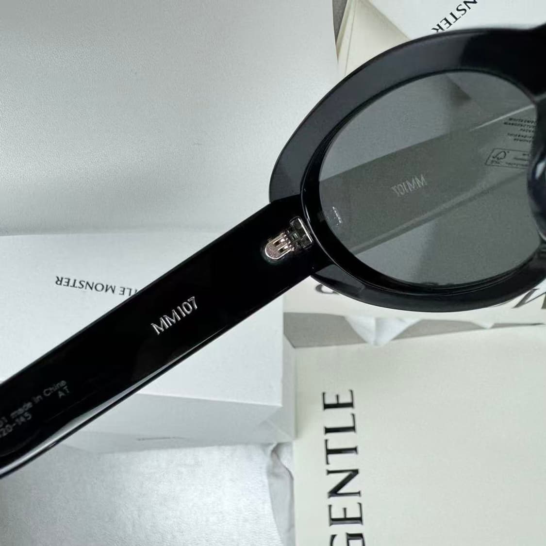 젠틀 몬스터 x 메종 마르지엘라 MM206 블랙 그레이 상품이미지8