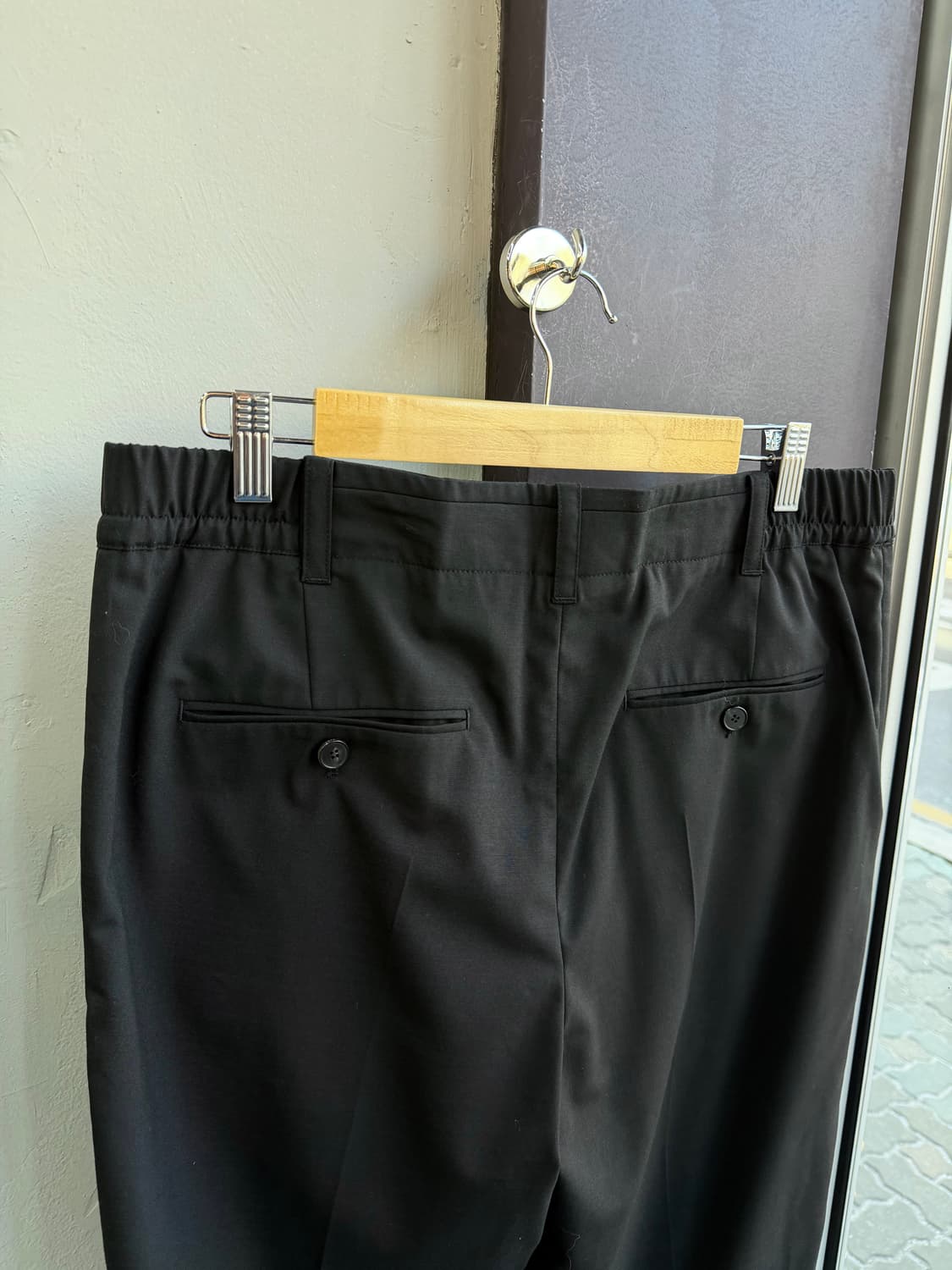 33~34/ 타임옴므 22SS 블랙 슬랙스 팬츠 상품이미지7