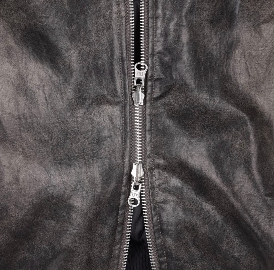 팬시클럽 리버시블 엠보 점퍼 상품이미지2