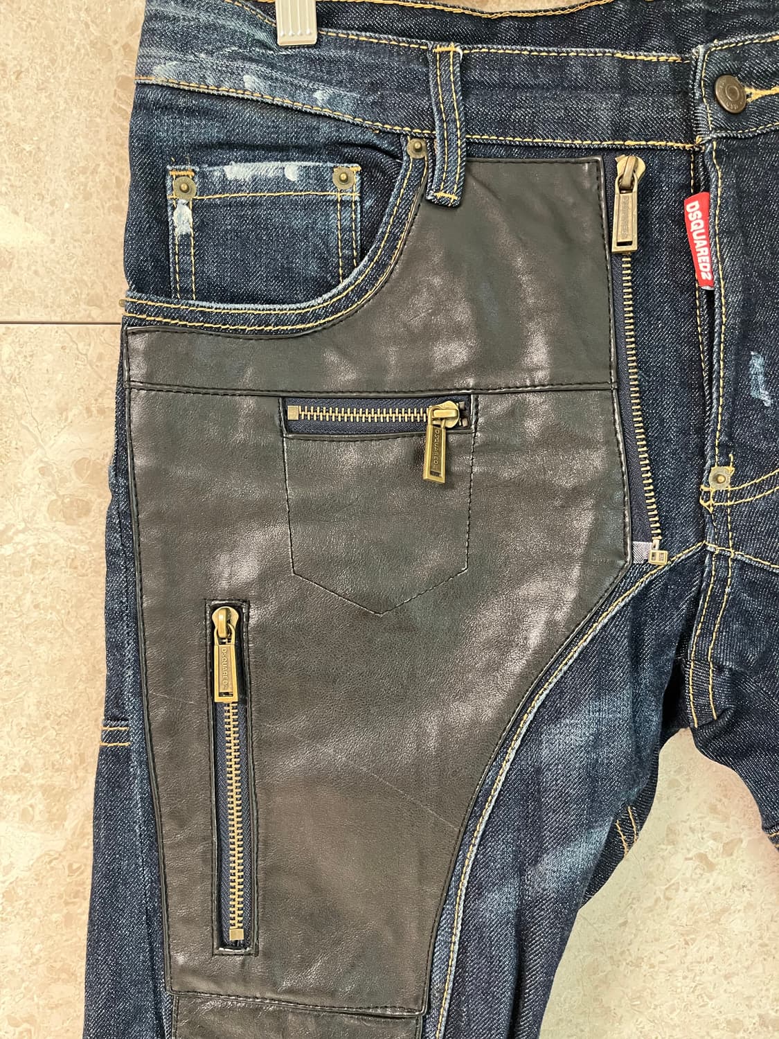 디스퀘어드2 가죽 패치 청바지 48사이즈 정품 상품이미지3