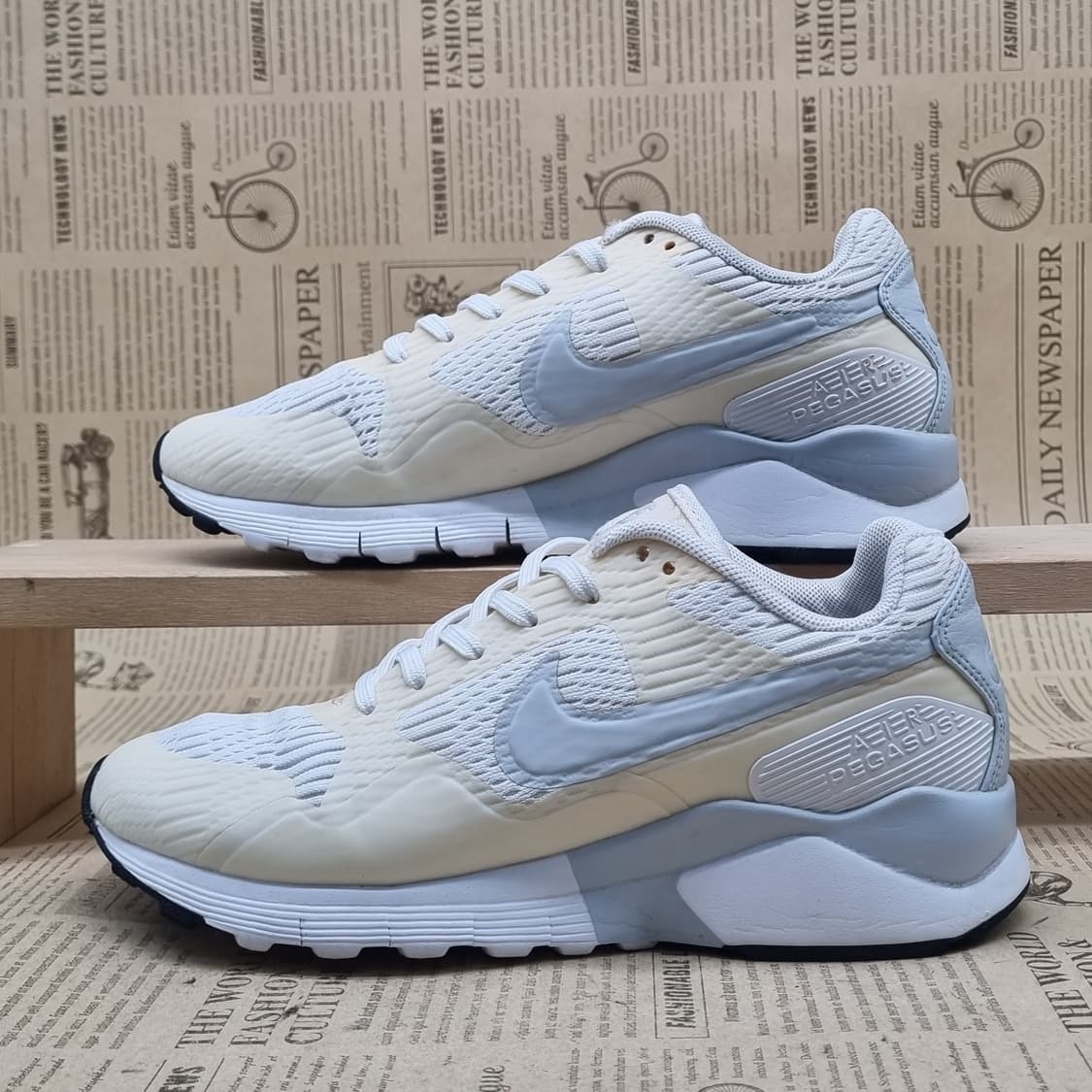 나이키 에어 페가수스 92 여성운동화230 상품이미지1