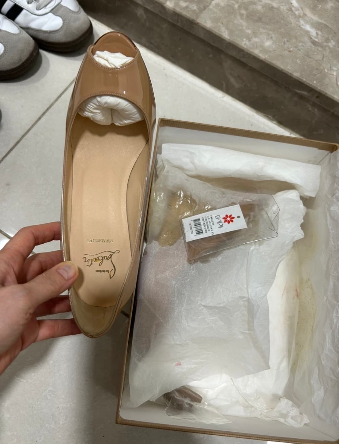 크리스찬 루부탱 상품이미지4