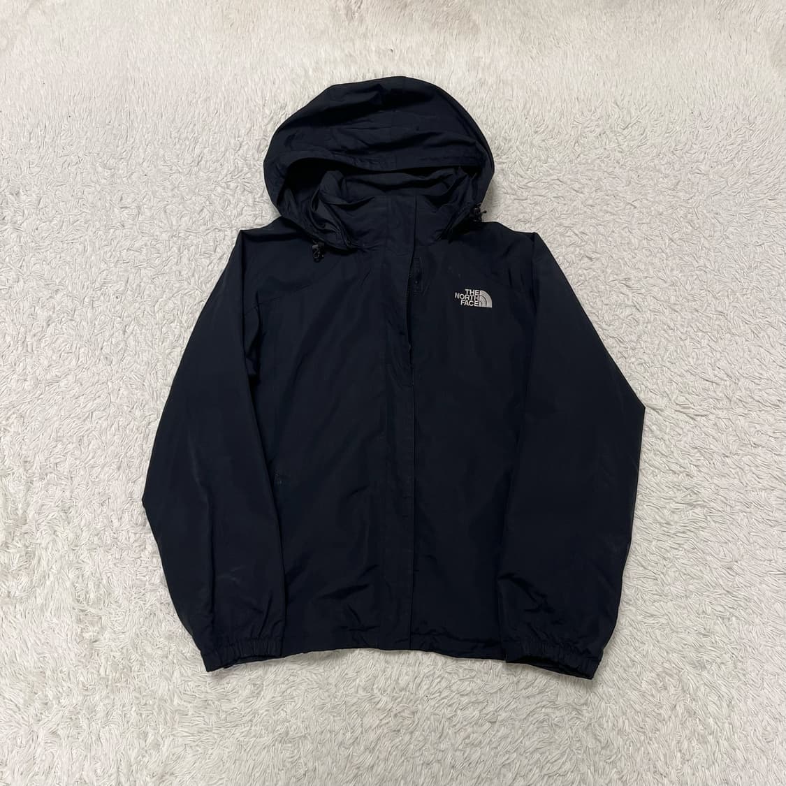 The North Face Black Windbreaker 상품이미지4