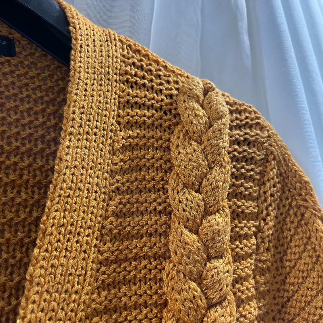 자라/ 꽈배기 패턴 글리터링 코팅 가디건/ S 상품이미지3