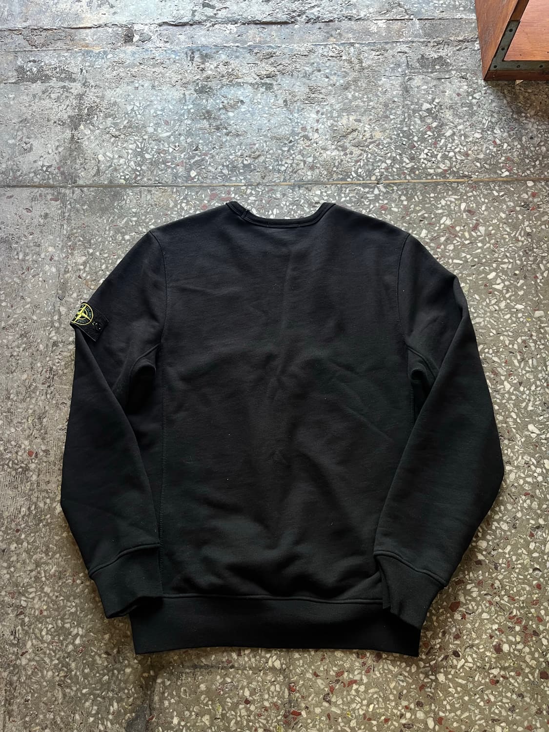 스톤아일랜드 블랙 스웻셔츠 상품이미지4