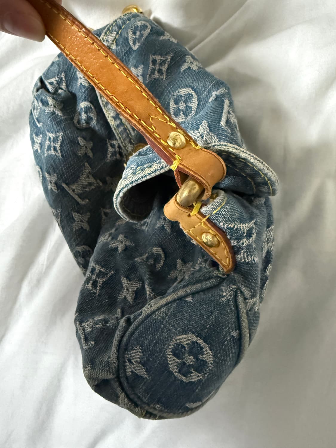 루이비통 데님 프리티 숄더백 상품이미지4