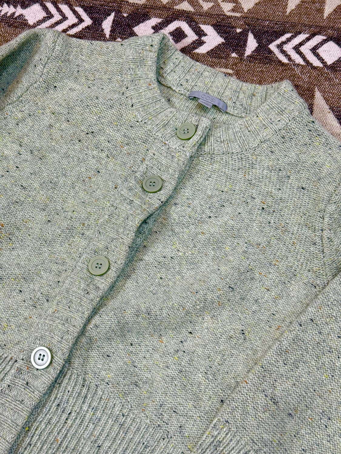 코스 라이트그린 스팩클 리버스 니트 가디건 상품이미지5