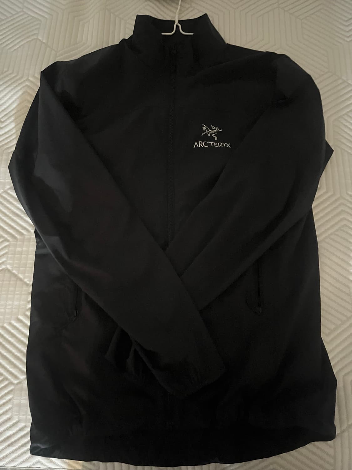 아크테릭스 스쿼미시 바람막이 블랙 상품이미지1