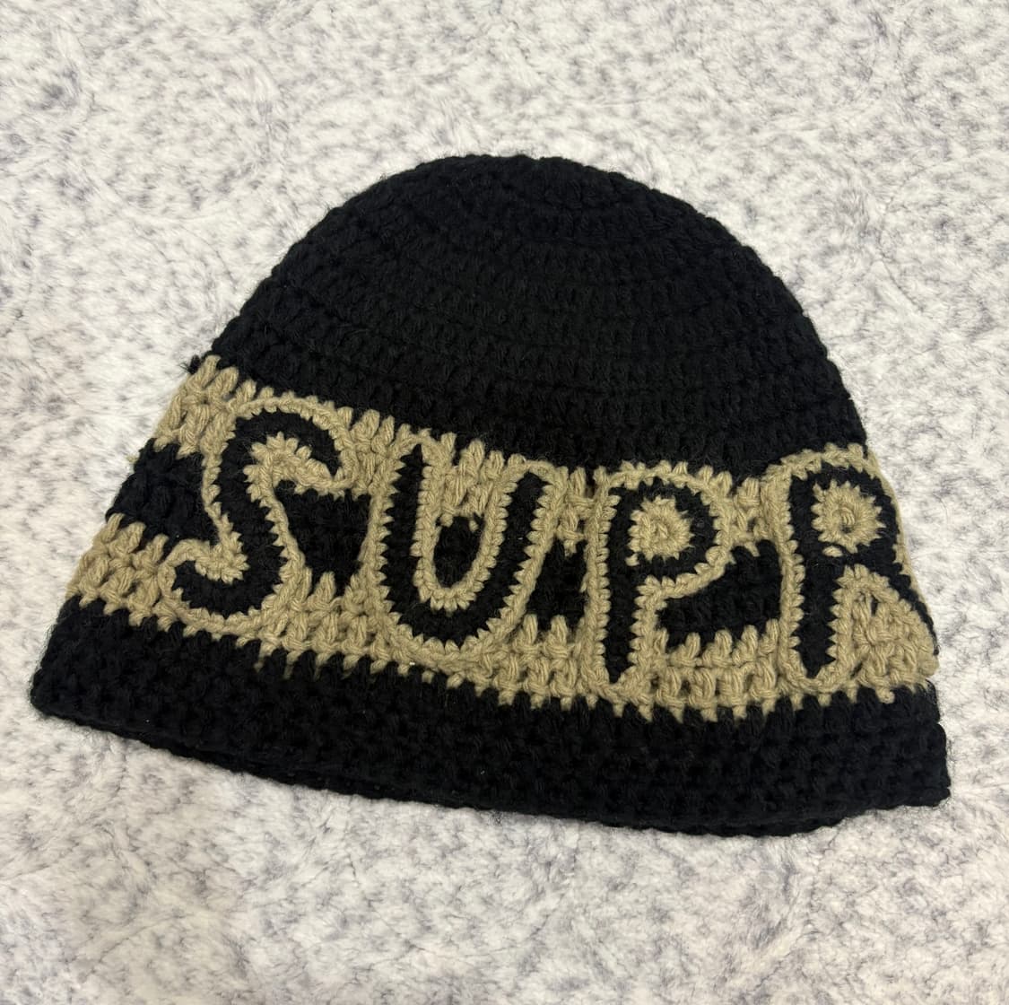 슈프림 크로쉐 로고 비니 상품이미지2