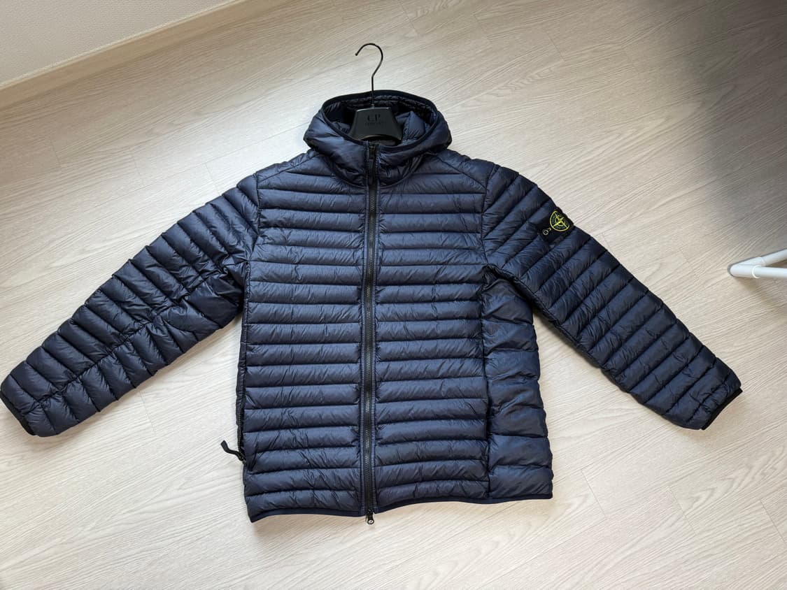 23fw 스톤아일랜드 룸우븐 챔버 경량패딩 상품이미지1