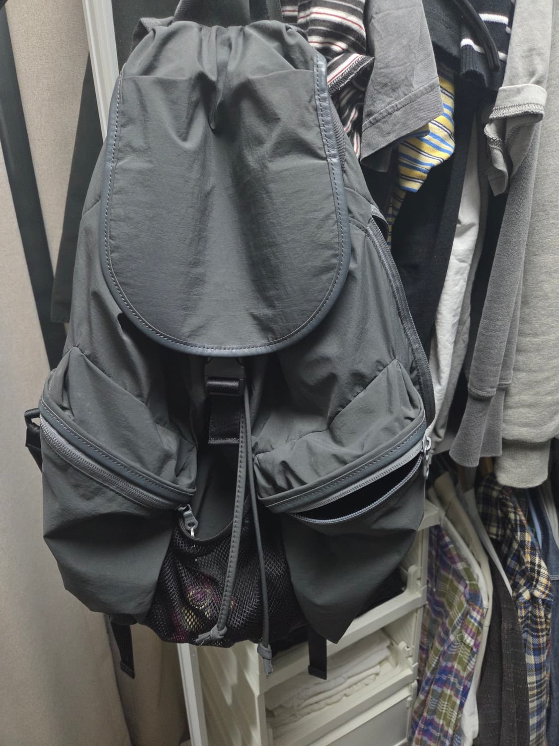 마지언타이틀 럭색 백팩 올데이백 04 그레이 상품이미지1