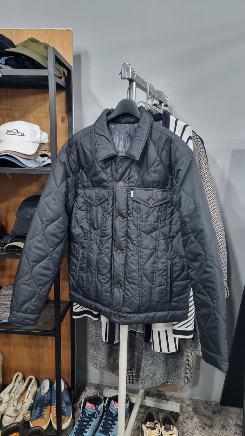 LEVI'S 리버시블 퀼딩 트러커자켓 95~100 1번착용 상품이미지1