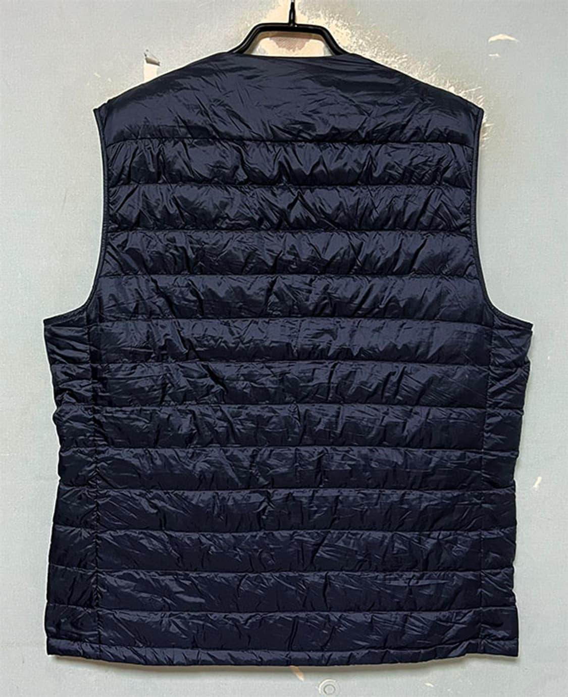 유니클로 남자 경량 패딩조끼 추동 XL 105 상품이미지2