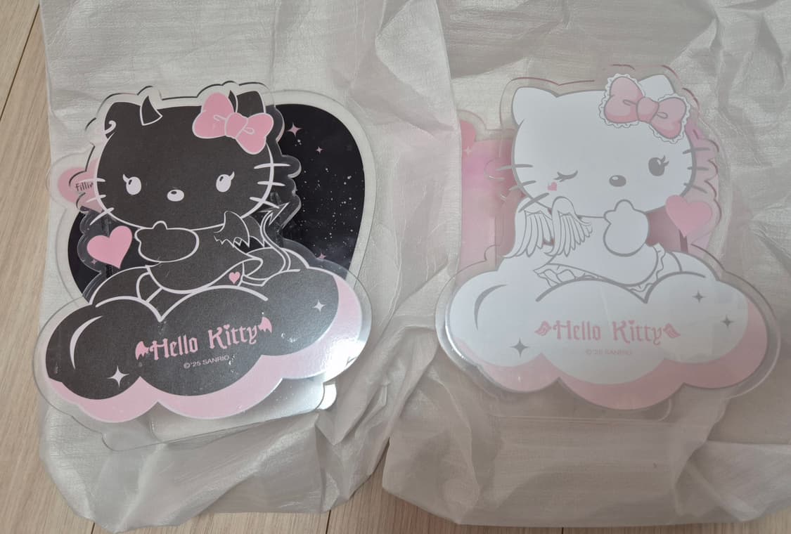 필리밀리 헬로키티 아크릴 브러쉬 거치대 천사키티 악마키티 상품이미지2