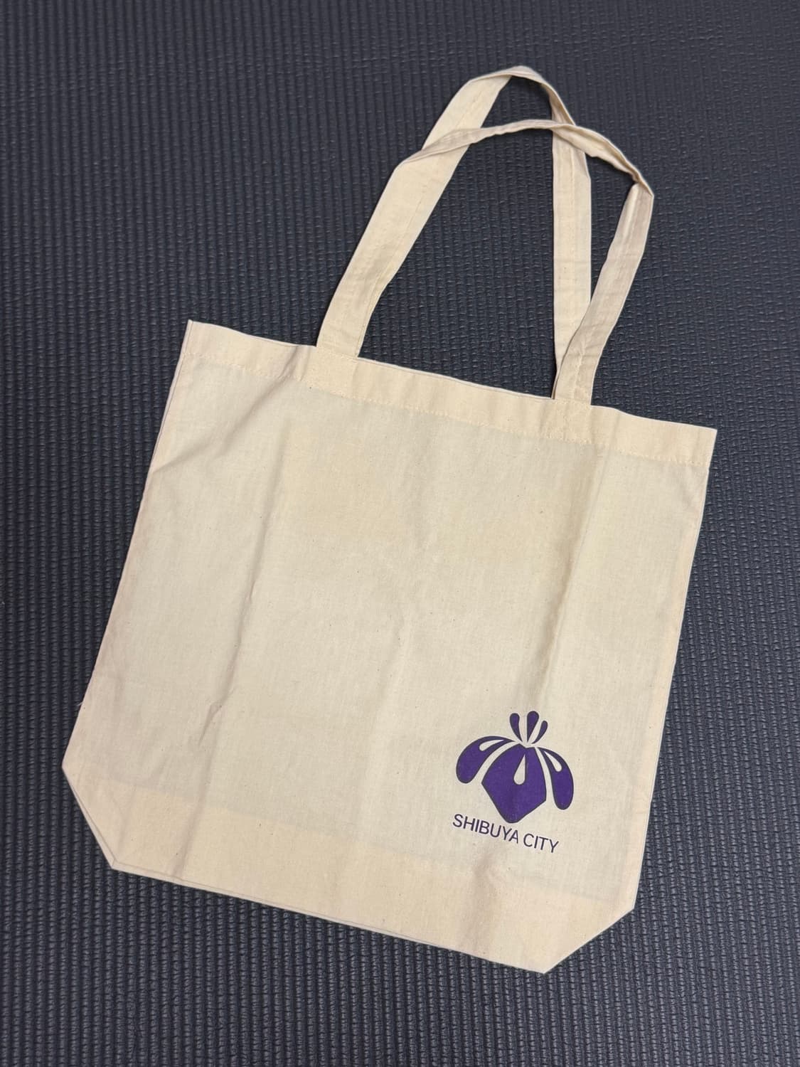 (새상품) 시부야 시티 아이보리 토트백 상품이미지1