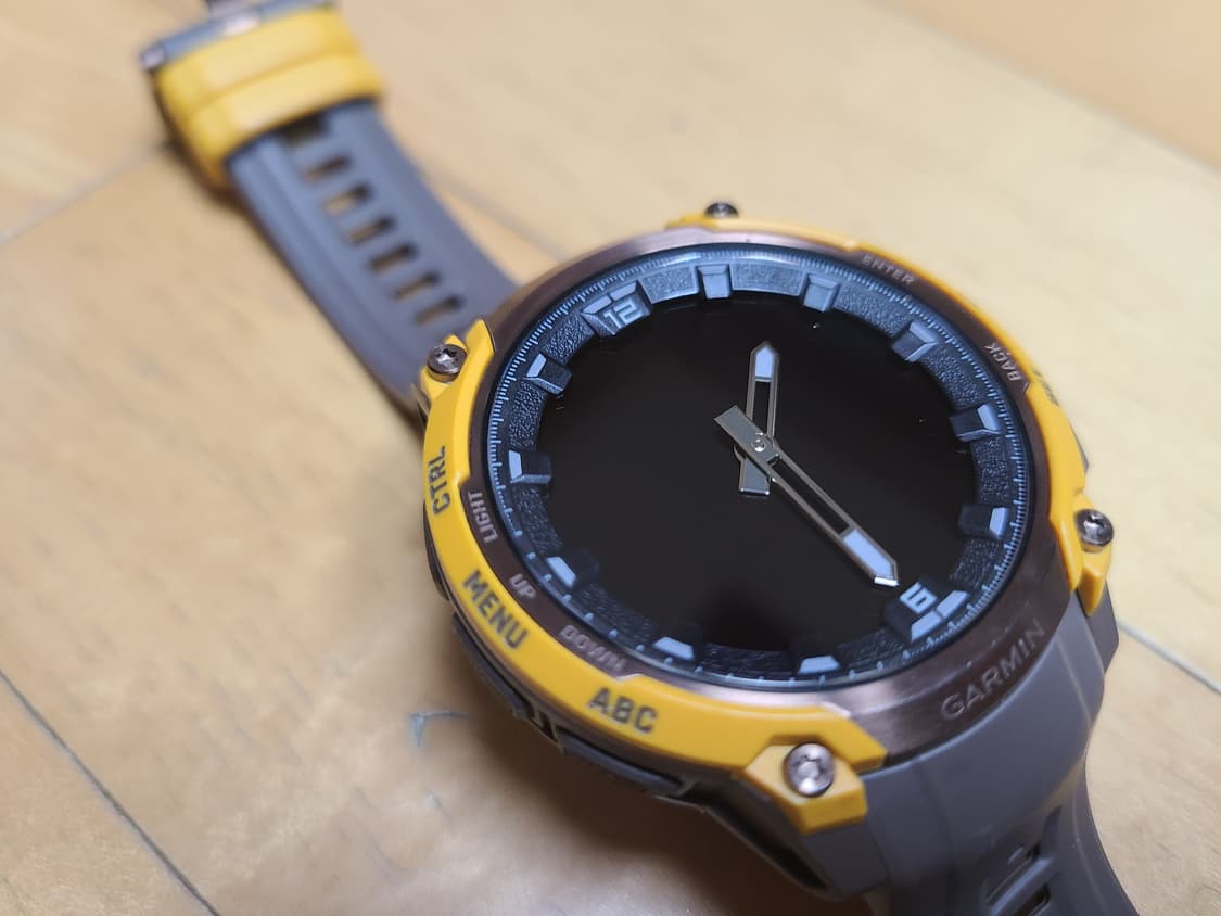 가민 인스팅트 크로스오버 아몰레드 풀박스 상품이미지4