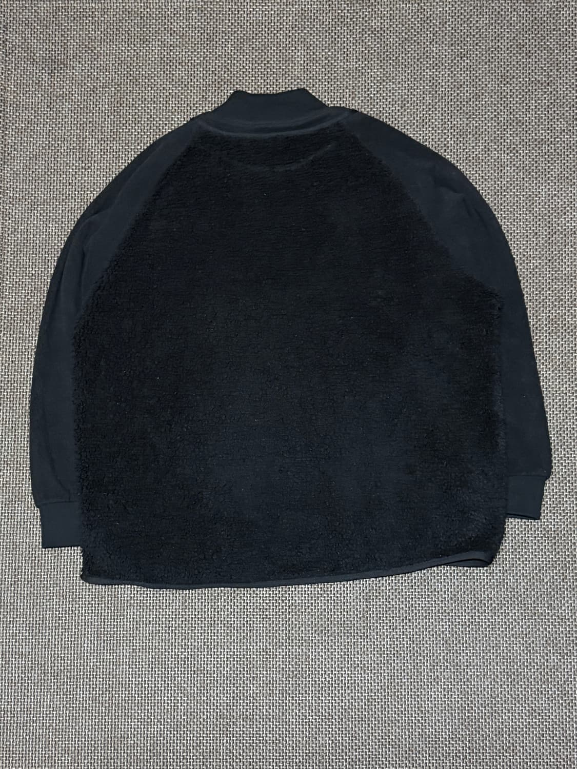 유니클로 X 화이트 마운티니어링 오버핏 플리스 상품이미지2