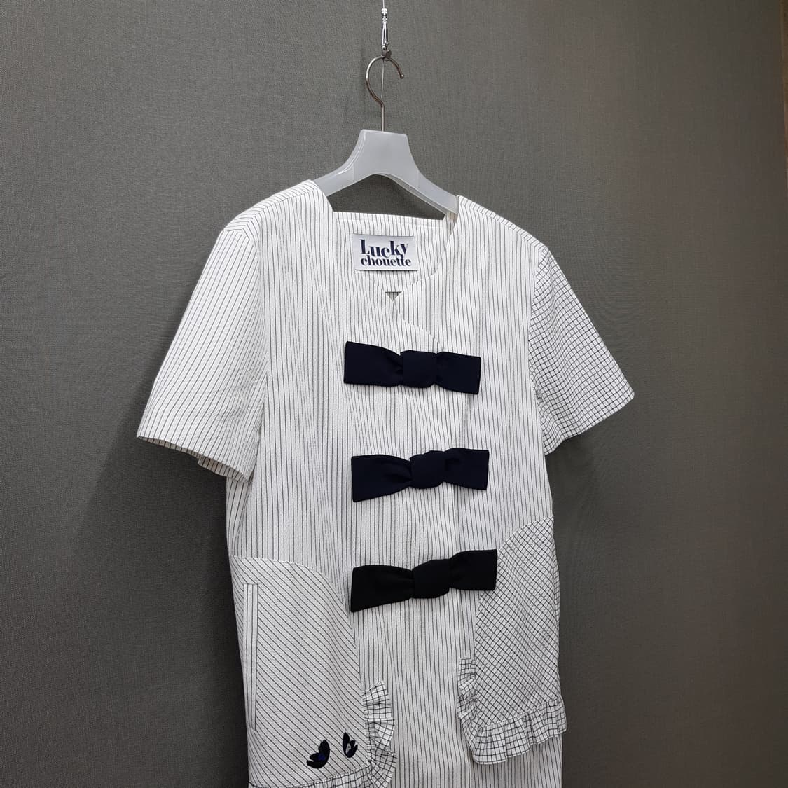 럭키슈에뜨 2020 스트라이프 배색 리본 장식 원피스 36사이즈 상품이미지4