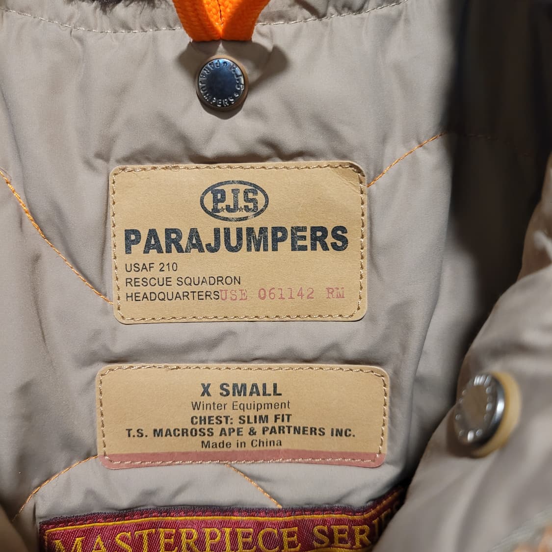 파라점퍼스 코디악 다운점퍼 XS 상품이미지6