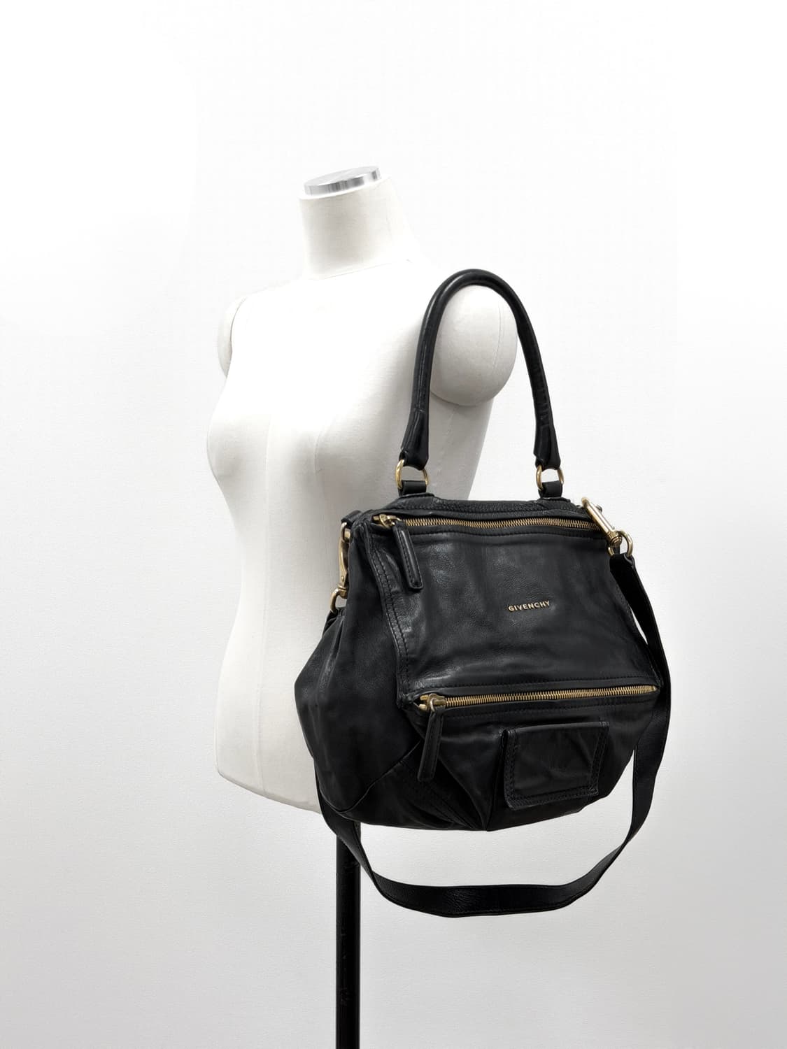 지방시 판도라 블랙 램스킨 숄더백 상품이미지6