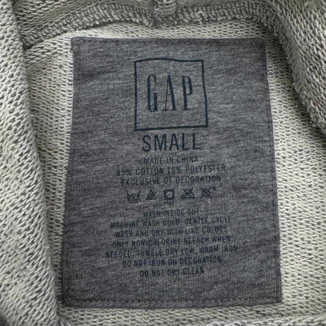 갭 Y2K 빅로고 후드티 그레이 상품이미지5