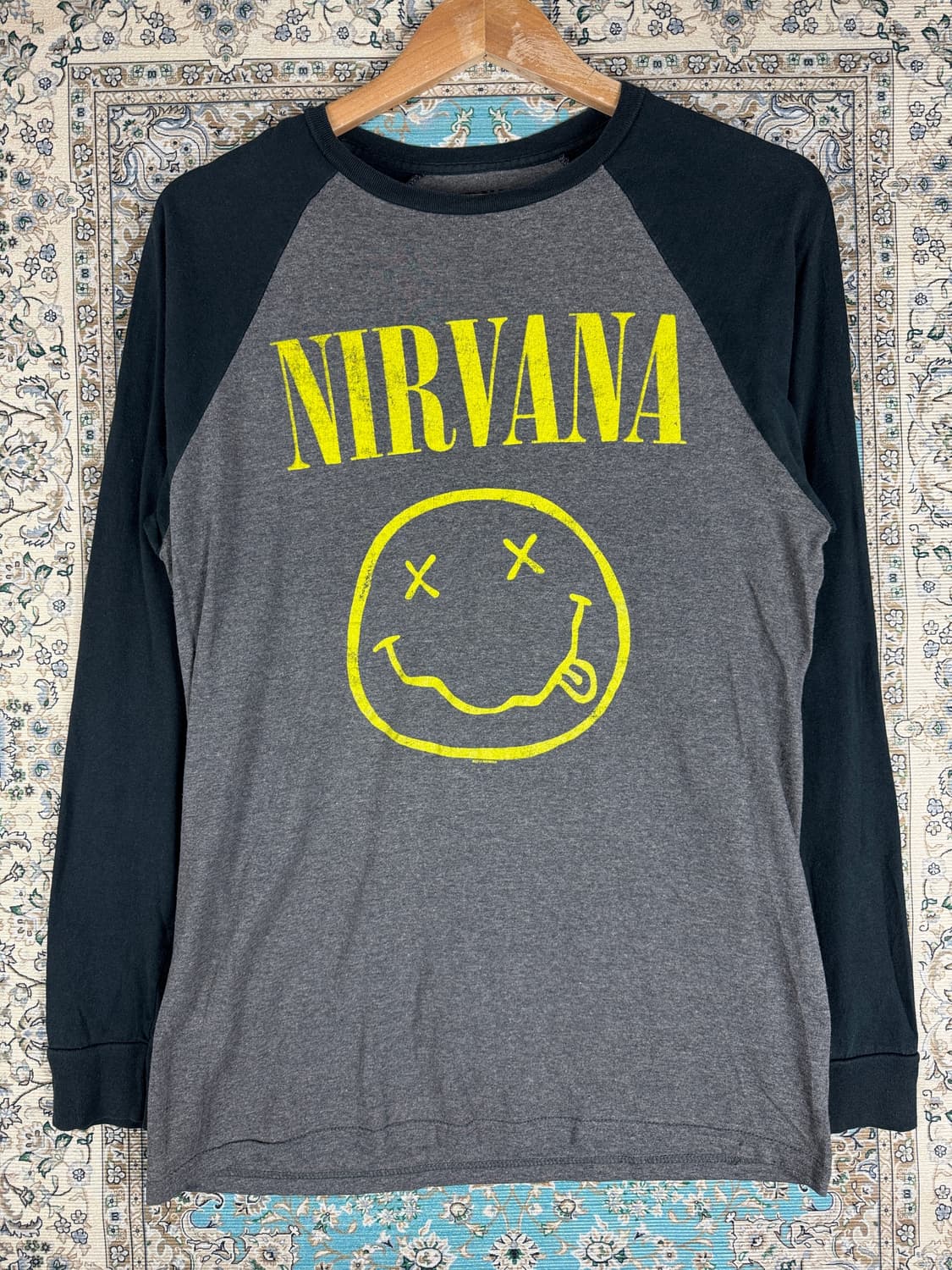 너바나 스마일리 나그랑 롱슬리브1603 상품이미지1