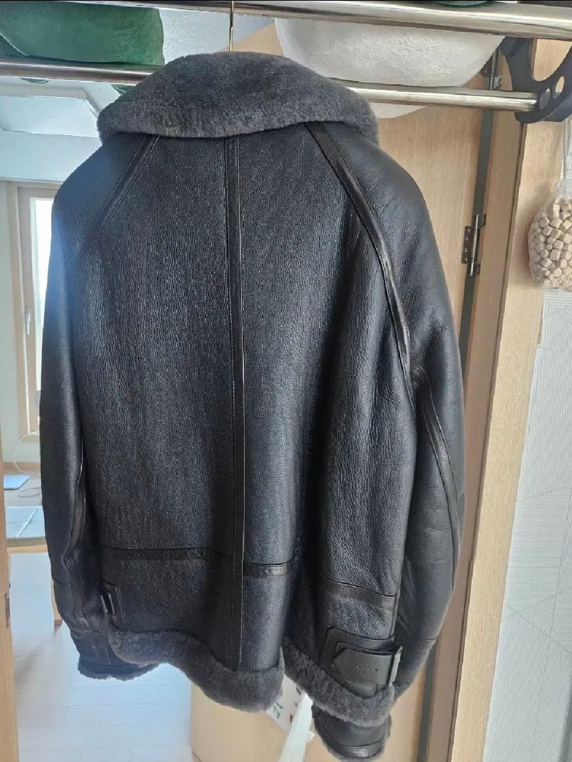 포커페이스 리얼무스탕 차콜 48 상품이미지2