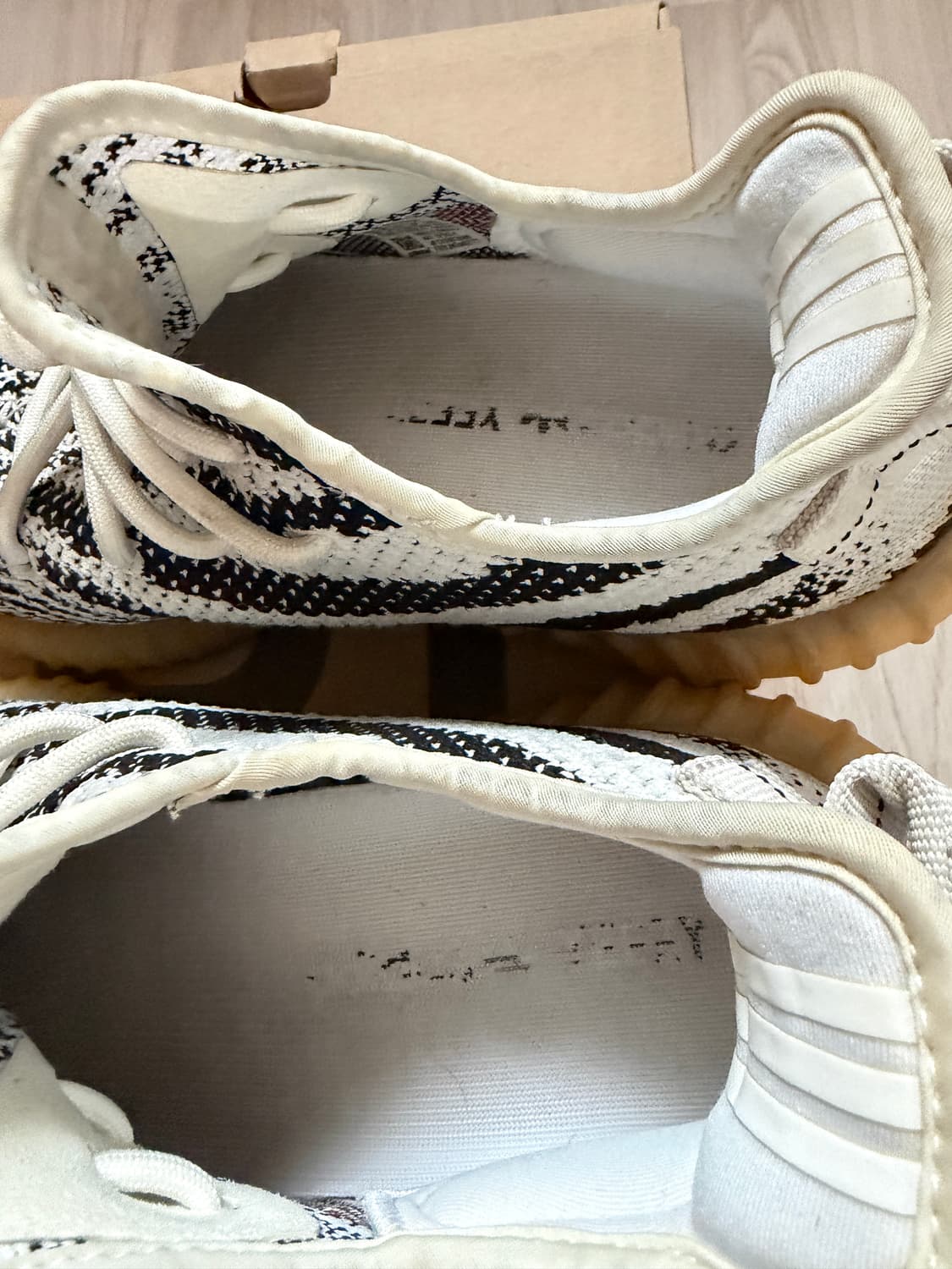 [260] 이지부스트 지브라 상품이미지2