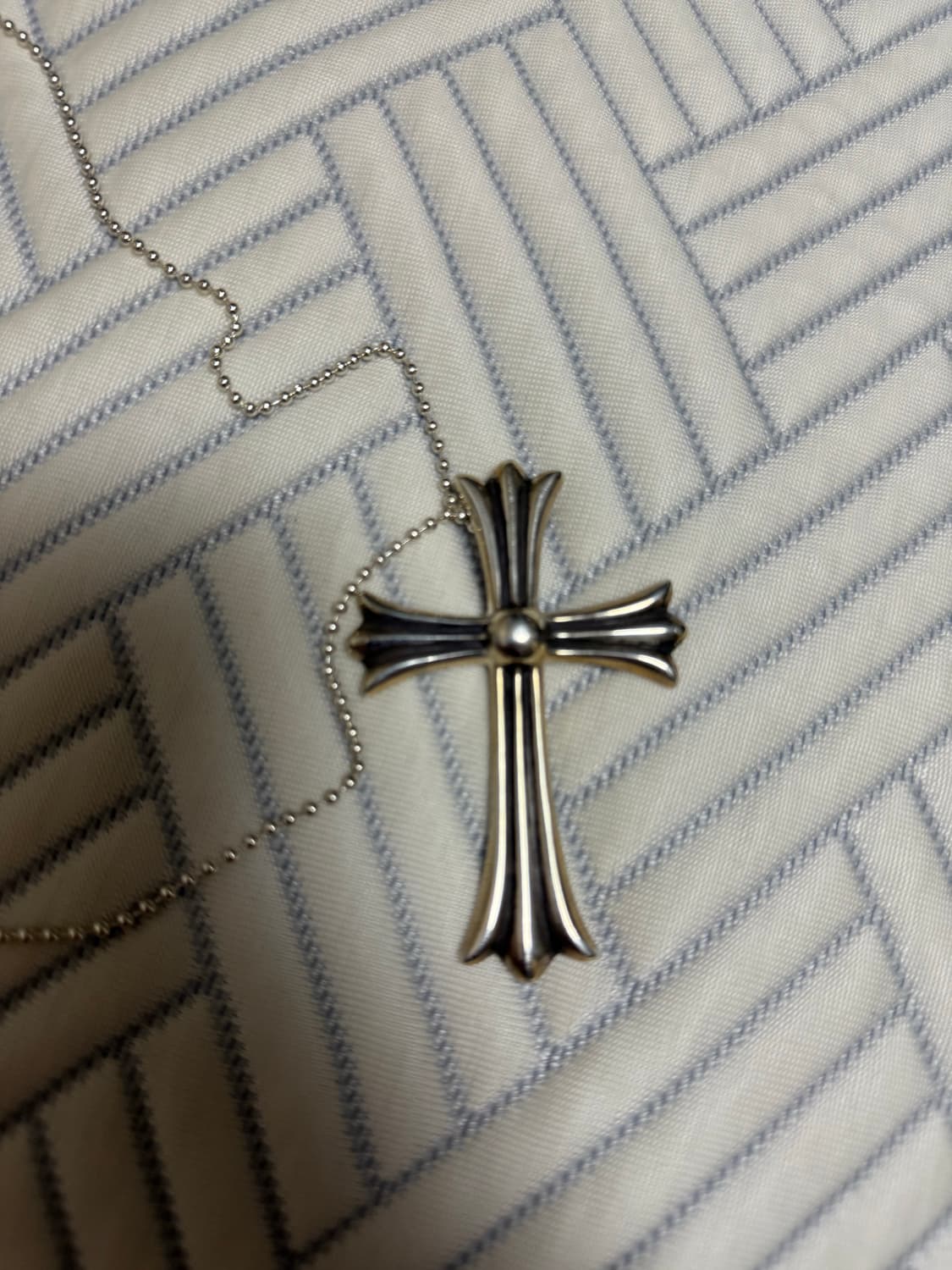 크롬하츠 라지 크로스 펜던트 상품이미지3