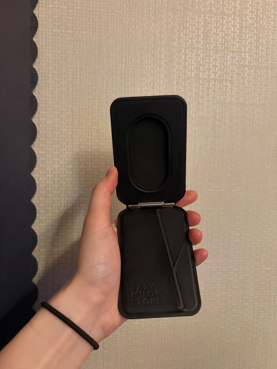 베이프 맥세이프 카드지갑 상품이미지3