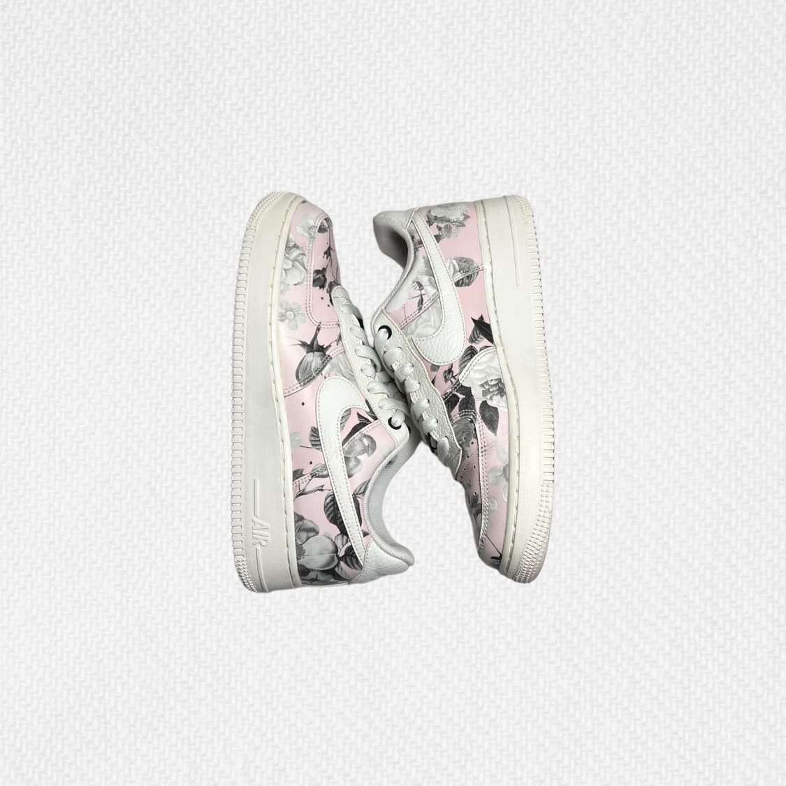 250 W 나이키 에어포스1 로우 플로랄 로즈 상품이미지1