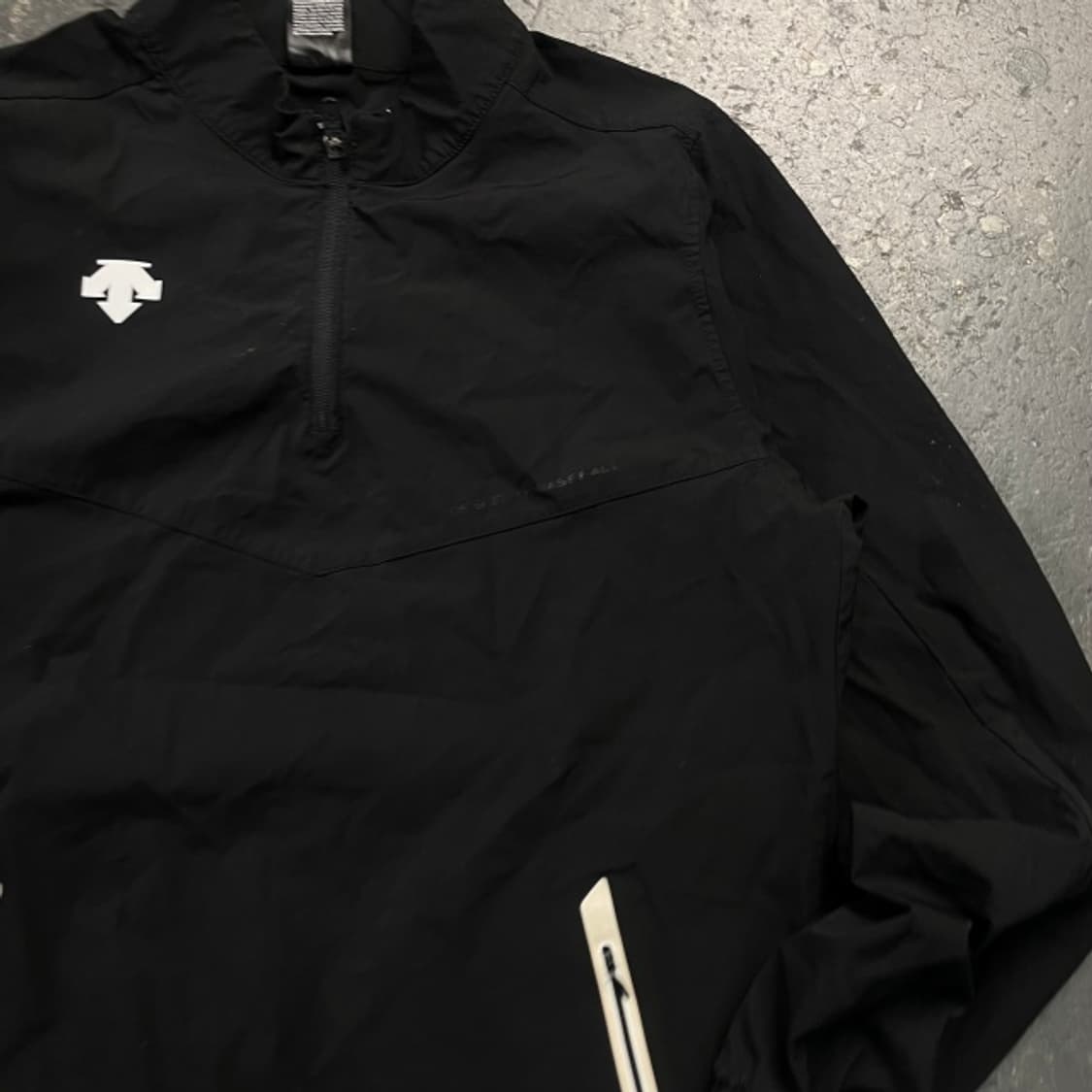 100 데상트 아노락 상품이미지2